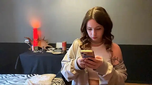 AnnmariePedone webcam