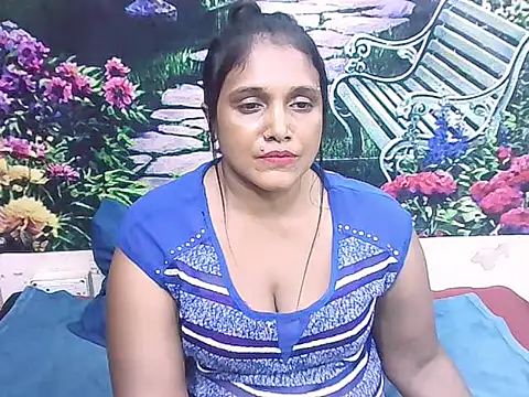 IndianSexyLady20 webcam