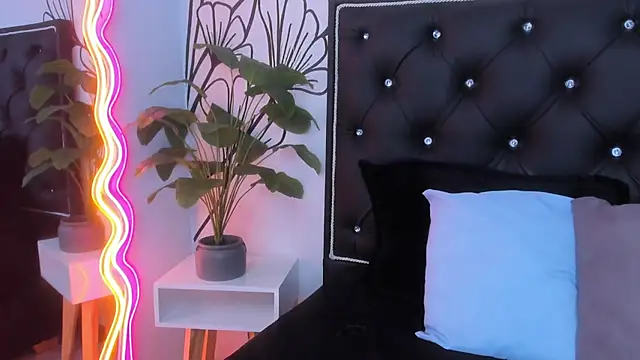 Sweet_Ariadna_ webcam