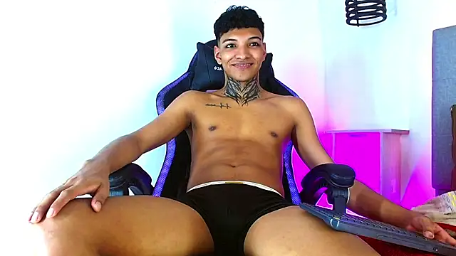 rick_wade (M young) - Make me cummm!!