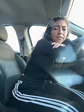 Amani_thewolf webcam