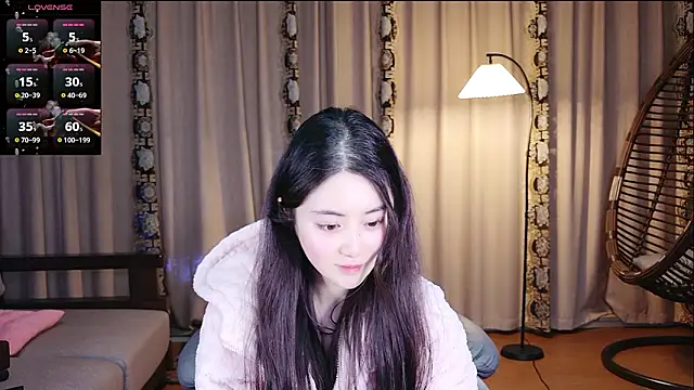 美女yuyu2004live在线直播