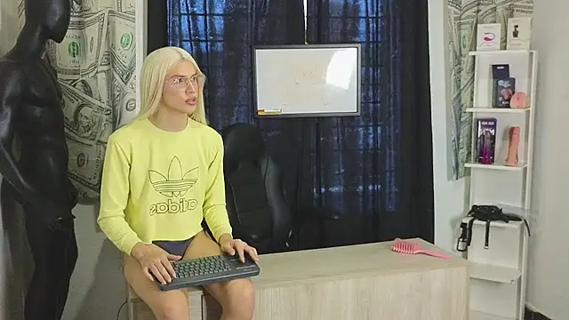 Playboy_trans0 webcam