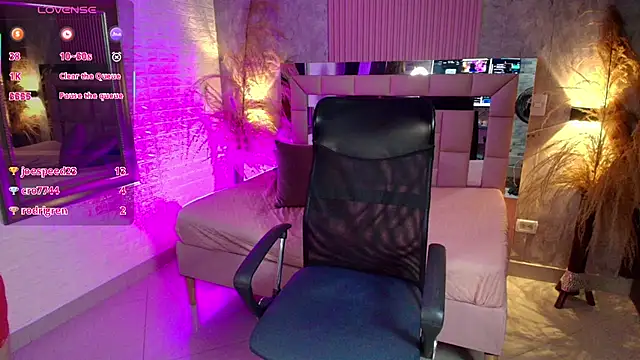 daphne_walton webcam