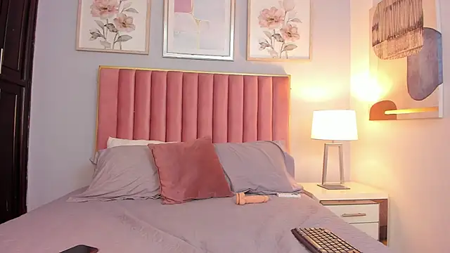 MarianaScott_ webcam