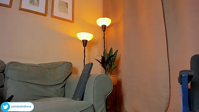 Ackerman_Eren_ webcam