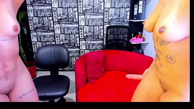 Isa_And_Natasha webcam