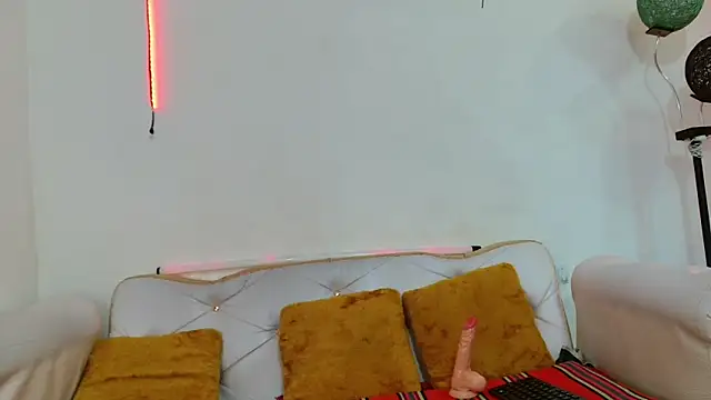 Megan_Blaze01 webcam