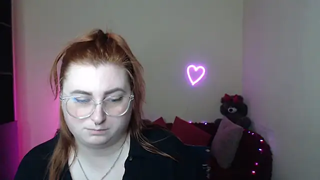 Alicia_love00 webcam