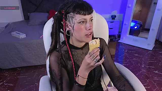 _sharlotte777 webcam