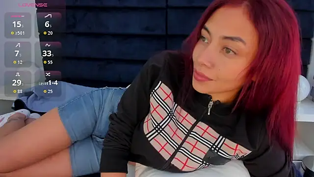 melanie_roux__ webcam