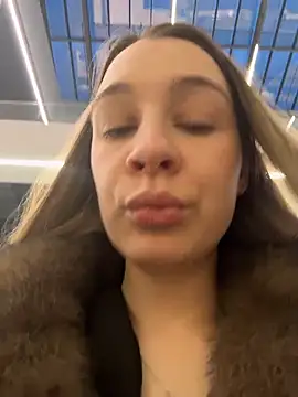 SashaCatt from StripChat is Freechat