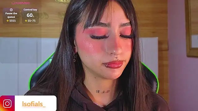 Abril_Velvet_a_ webcam