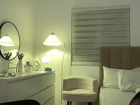 callMeMartina_Lyn webcam