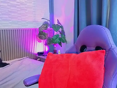 Milena_lawson webcam