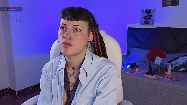 _sharlotte777 - _sharlotte777's free webcam - UK Sex Cams