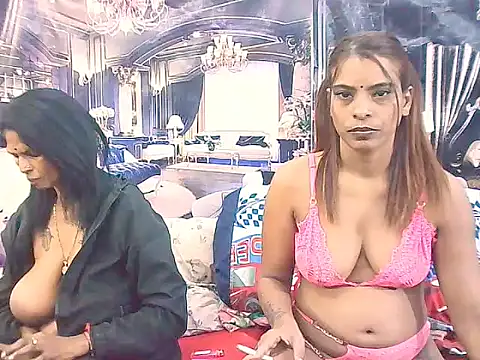 IndianSexyAss webcam