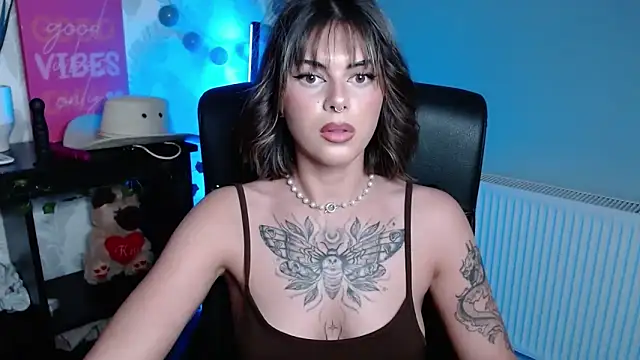 nova_sin - Nova_SIN's free webcam - UK Sex Cams