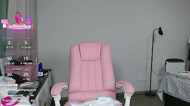 美女awalingling在线直播