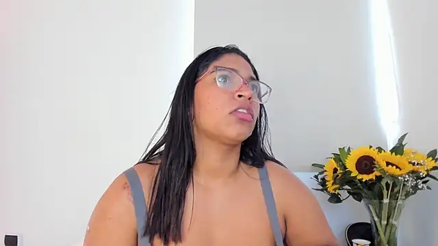 iriss_25 - Iriss_25's free webcam - UK Sex Cams