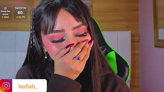 Abril_Velvet_a_ webcam