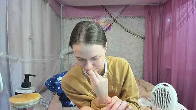 leila_bambi_ - Leila_bambi_'s free webcam