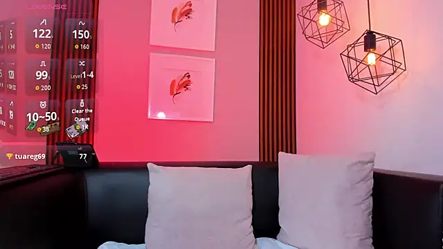 Nahiajhonson_ webcam