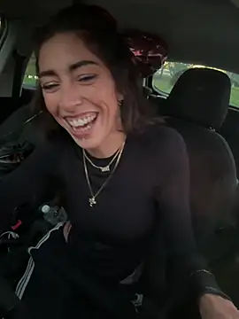 Amani_thewolf webcam