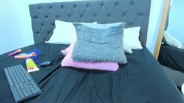 tifany_mons - Tifany_Mons's free webcam