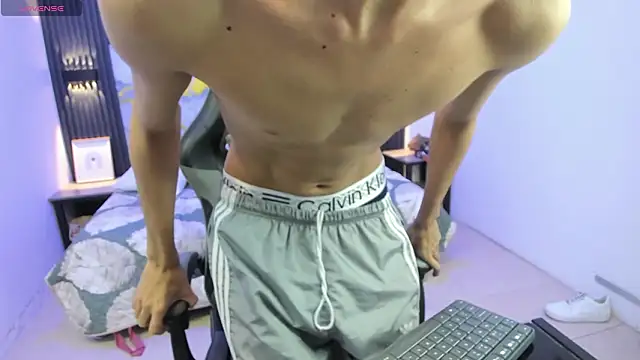 Dark_Desiree18 webcam