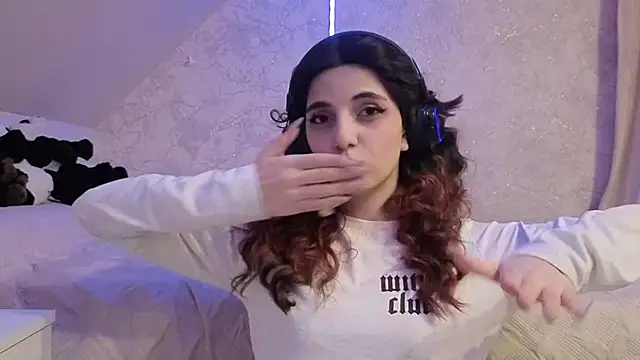 Blissmissataeses webcam