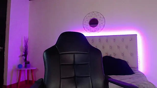 VictoriaRoussex webcam