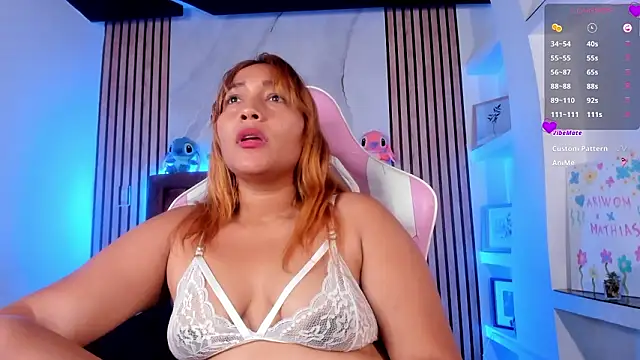 Charlote_Grey webcam