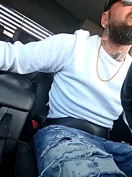 Beardedtattood webcam