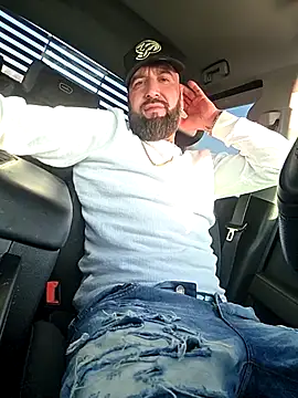 Beardedtattood webcam