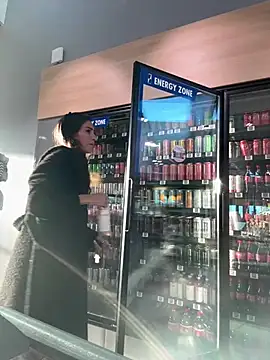 Amani_thewolf webcam