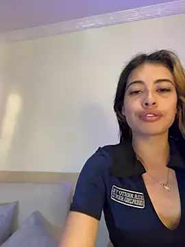 isabella-collins- webcam