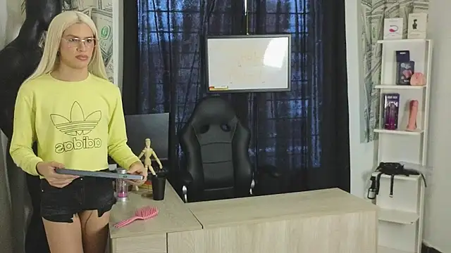 Playboy_trans0 webcam