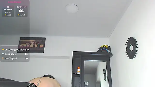 Vicky_hotmilf webcam