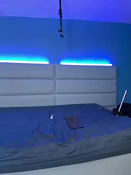 abrilandjulian webcam