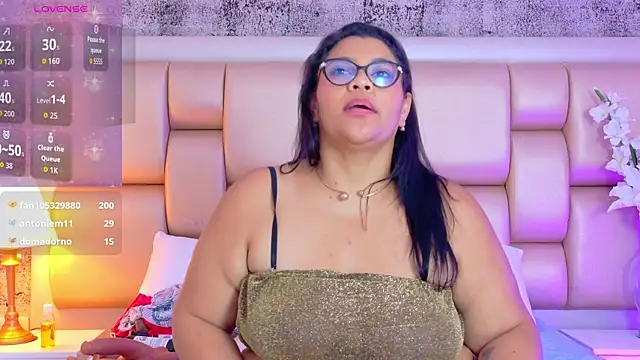 SelennaCooper webcam