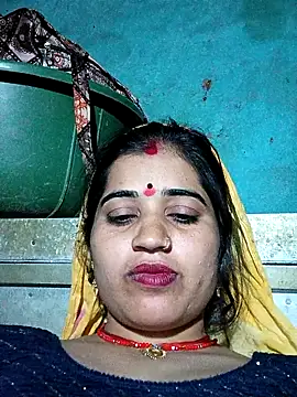 Webcam Model (Hot_kamla)  is live.Free join now!