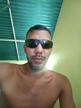 UnreadyChutzpa webcam