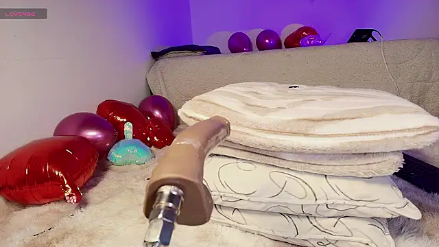 Madeline_Dreams webcam