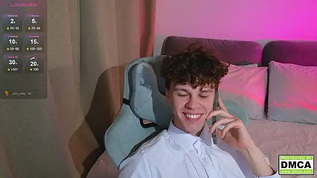 cute_thomas - Cute_thomas's free webcam - UK Sex Cams