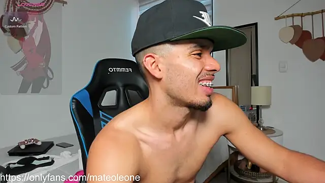 mateoleonee webcam