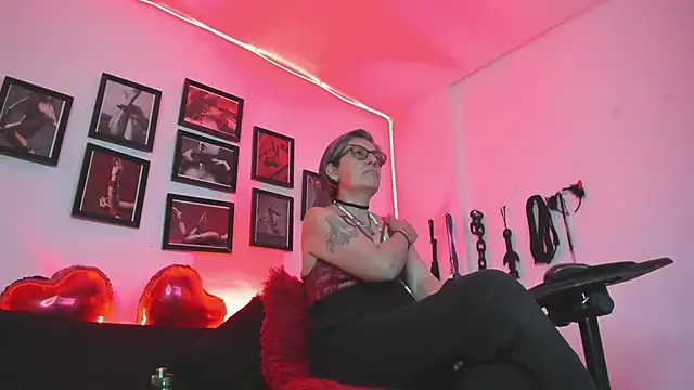 MistressNyx_cg webcam