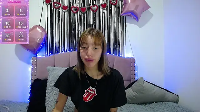 emily_cooper_pym webcam