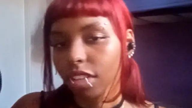 LorenaYounglove webcam