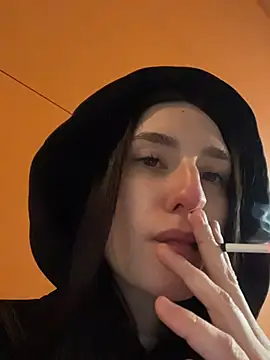 Midnight_Siren webcam